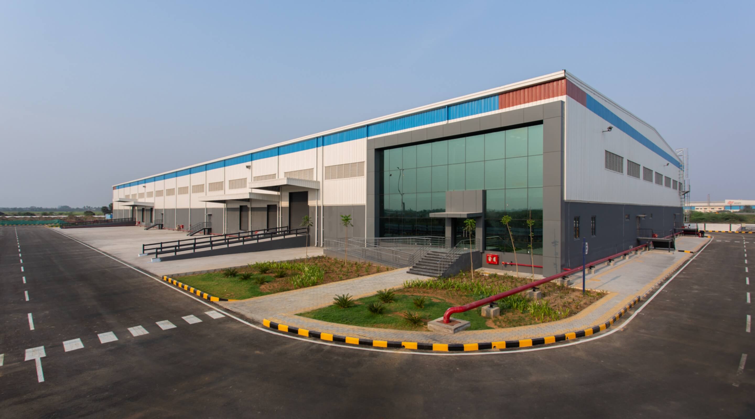 Business and commercial office facility